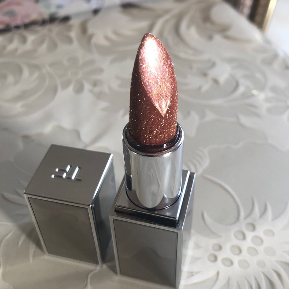 Tom Ford lip spark-thrust